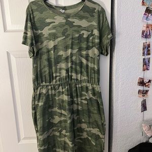 Old Navy XL Camouflage above the knee dress .